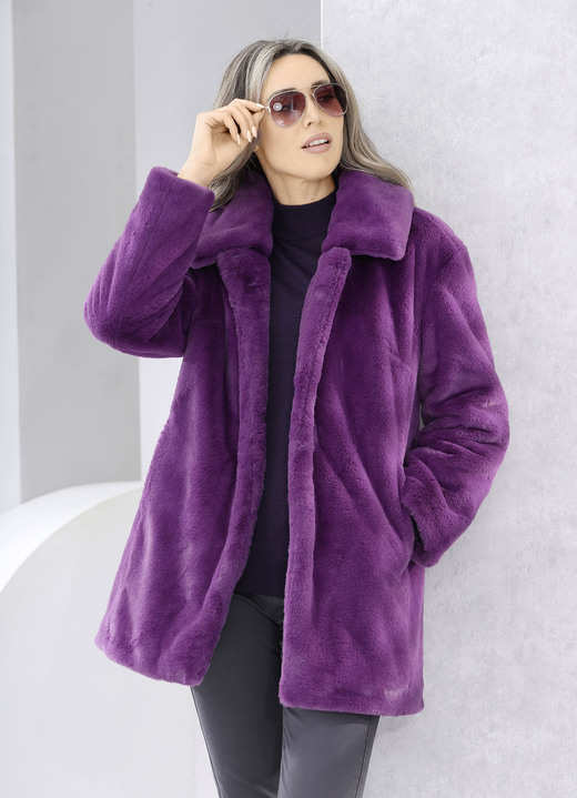 Kunstpelzjacken - Jacke aus kuschelweichem Kunstpelz, in Größe 036 bis 052, in Farbe AMETHYST